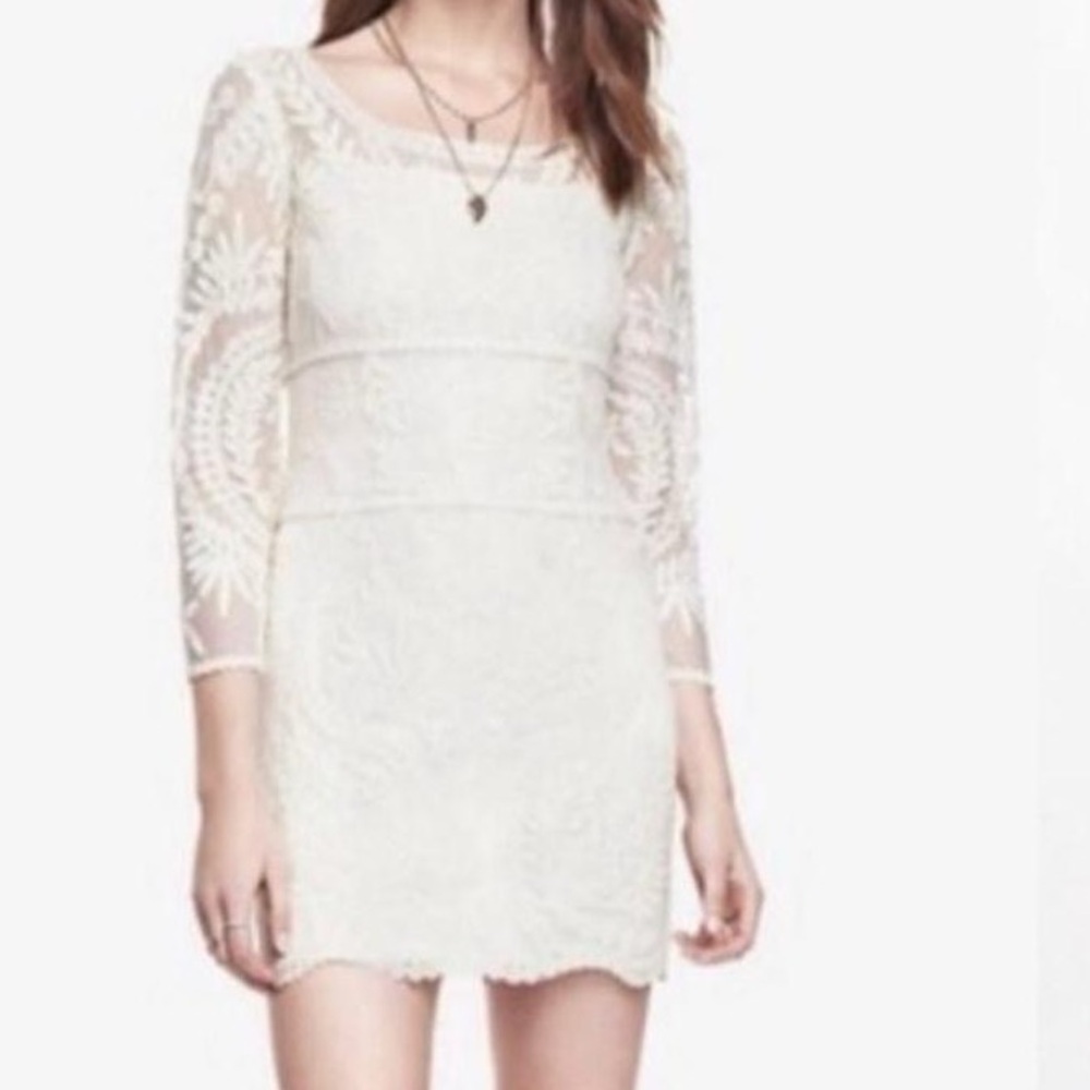 Express Cream Lace Long Sleeve Dress